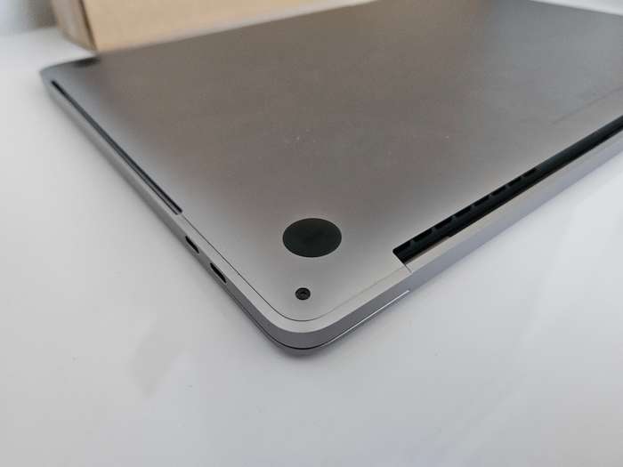 MacBook Pro (15-inch, 2018) 16GB/512GB Intel Core I7