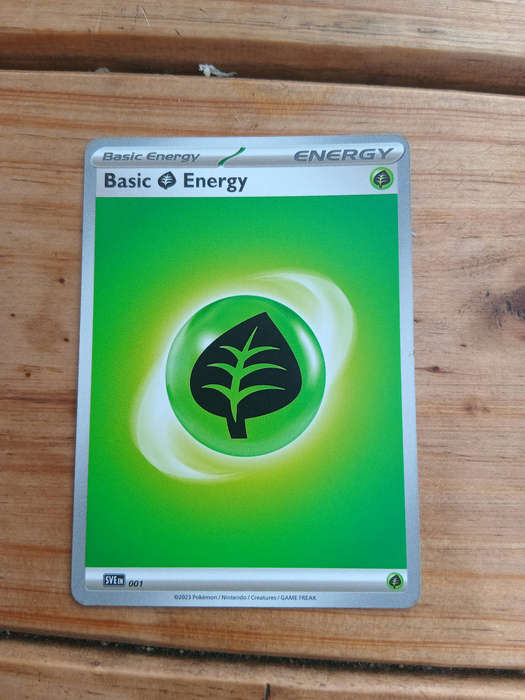Basic Grass Energy card