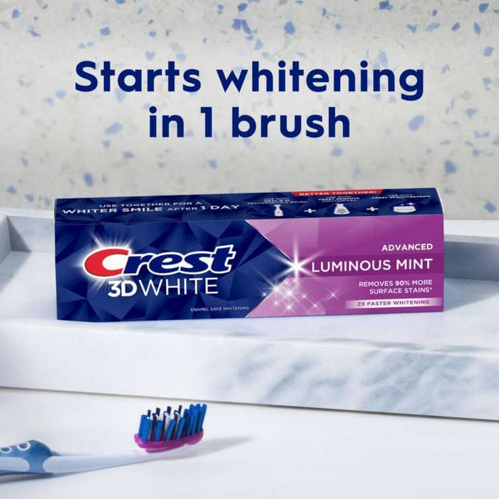 Crest 3D White Advanced Luminous Mint Teeth Whitening Toothpaste (Value 4-Pack)