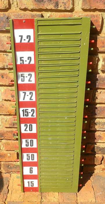 VINTAGE OLD SCHOOL MANUAL BETTING BOARD DOUBLE SIDED
