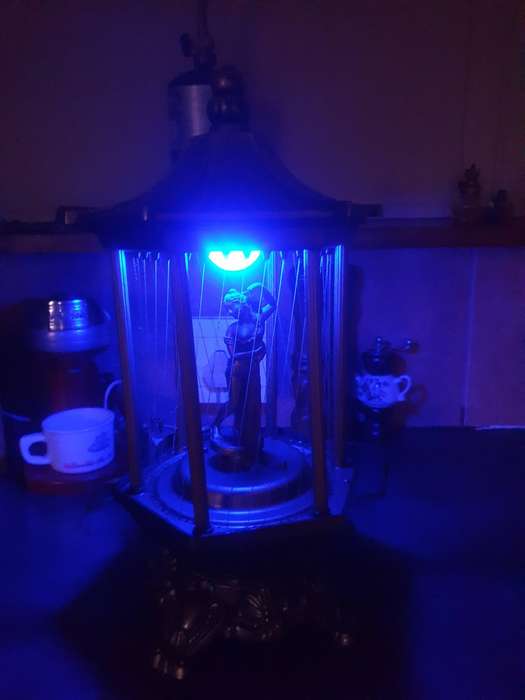 VINTAGE RAIN LAMP