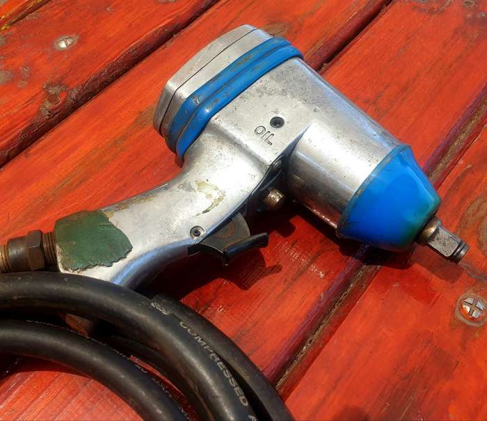 VINTAGE 1/2 INCH AIR IMPACT TOOL