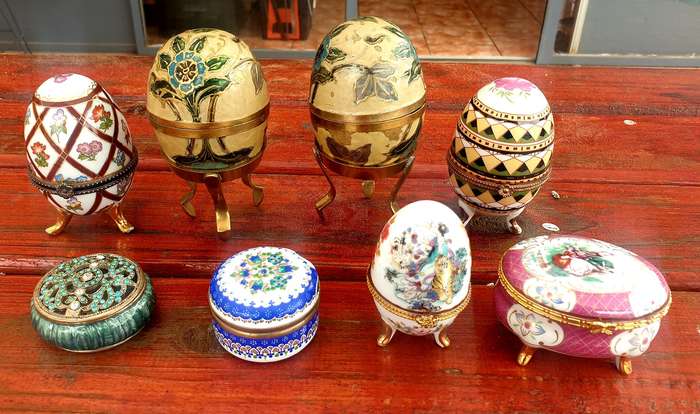VINTAGE TRINKET BOXES