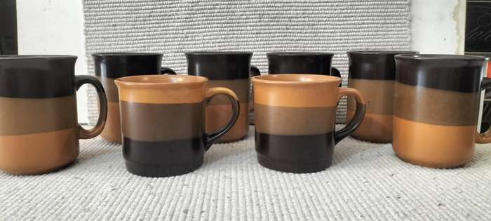 A Stunning 8 Piece Stoneware Coffee Mug Set