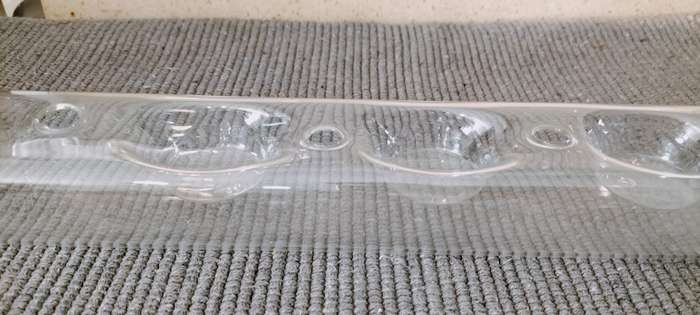 Beautiful 3 Place Glass Candle and Bud Vase Holder for Dinner Table