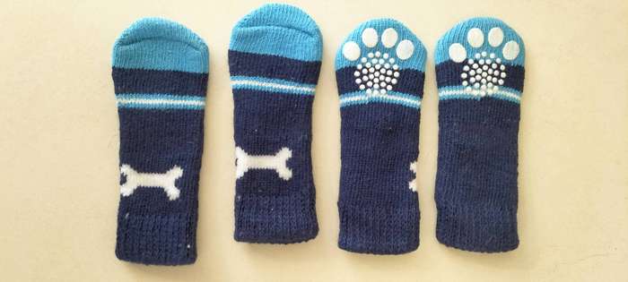 Set of 4 Unused Dog Socks (small dog) With Anti Slip