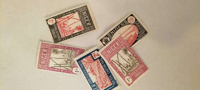 Collection Of +-5 Niger Stamps - Read Description