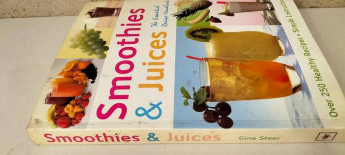 250 Smoothies and Juices. Soft Cover. 2006