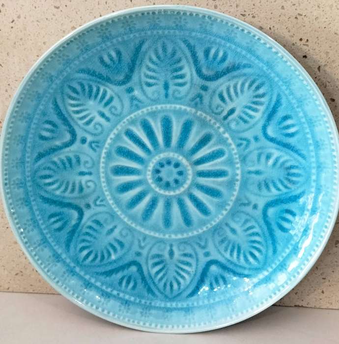 Beautiful Collectible Wall Plate. 26cm. (Nr2)