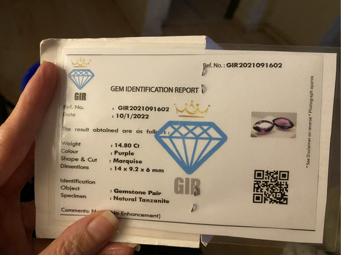14.8 carat tanzanites