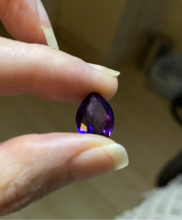 14.8 carat tanzanites