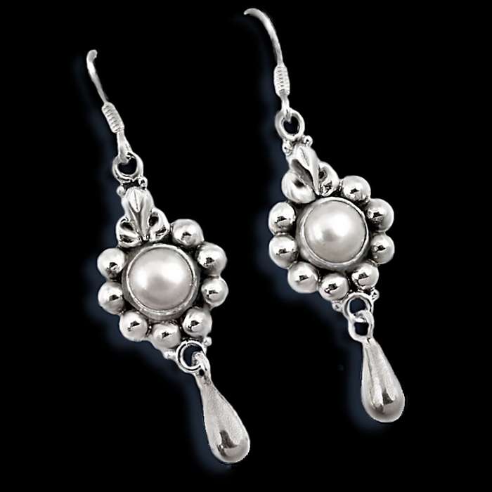 5.68 cts Natural White Pearl set in Solid .925 Sterling Silver Drop Dangle Earrings