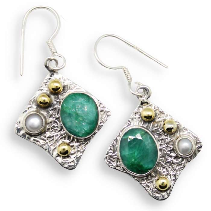 Natural Indian Emerald and White Pearl Gemstone set in Solid .925 Sterling Silver Earrings