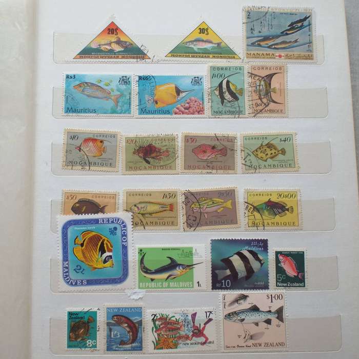 Stock Book - Thematics - Sea and Fresh Water Life - >360 Stamps