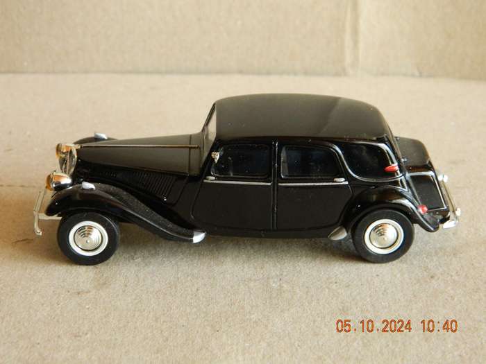 DEL PRADO COLLECTION  -  CITROEN 11CV - 1954