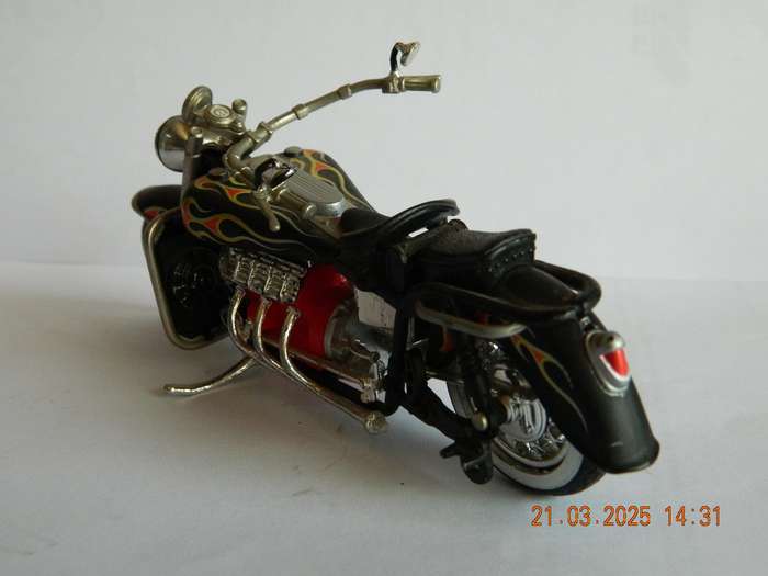 UNKNOWN MAKE  -  MONSTER SIX CYLINDER MOTORCYCLE