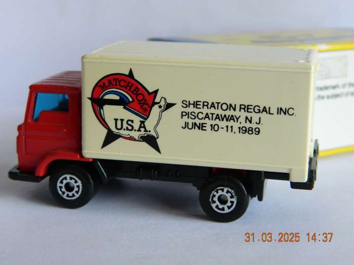 MATCHBOX  -  72  -  DODGE COMMANDO  -  U.S.A. SPECIAL EDITION