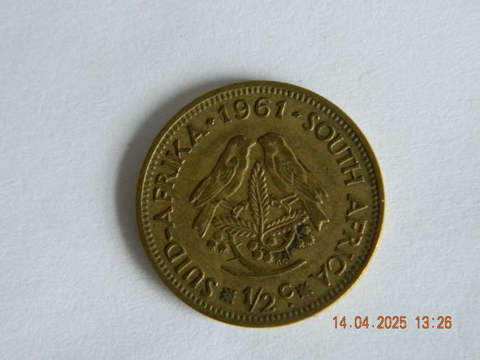 SOUTH AFRICAN  -    1961  -  1/2 CENT COIN