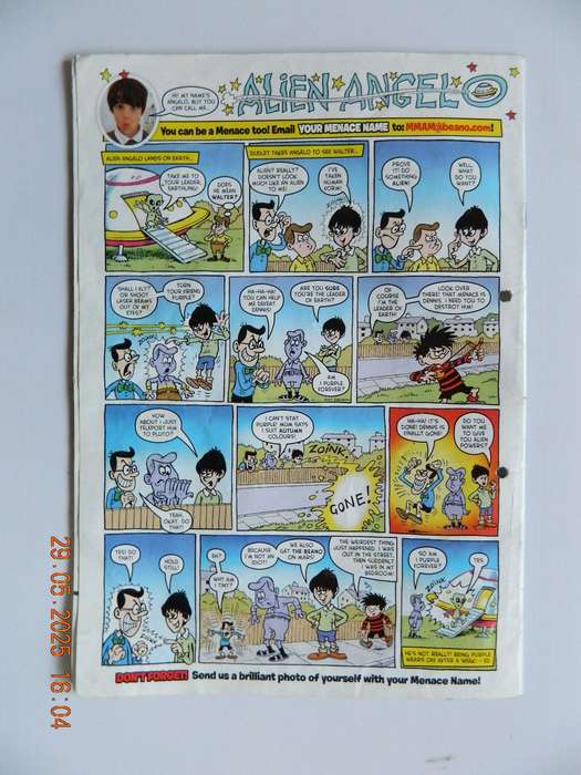THE BEANO  -  COMIC  -  SOFT COVER
