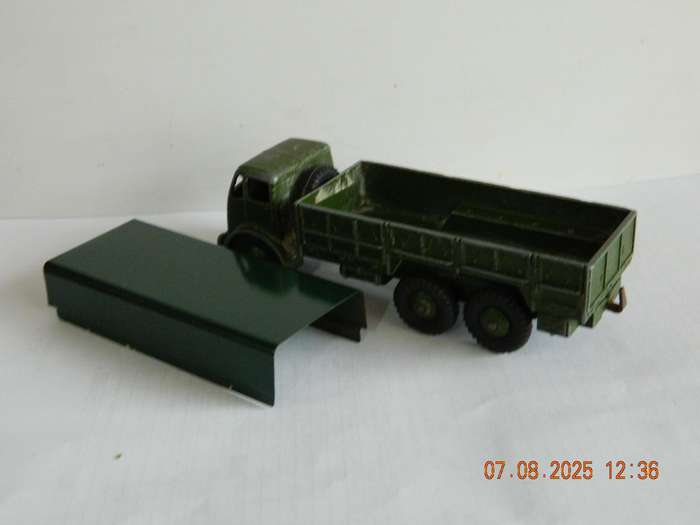 DINKY SUPERTOYS  -  622  -   10 TON ARMY TRUCK