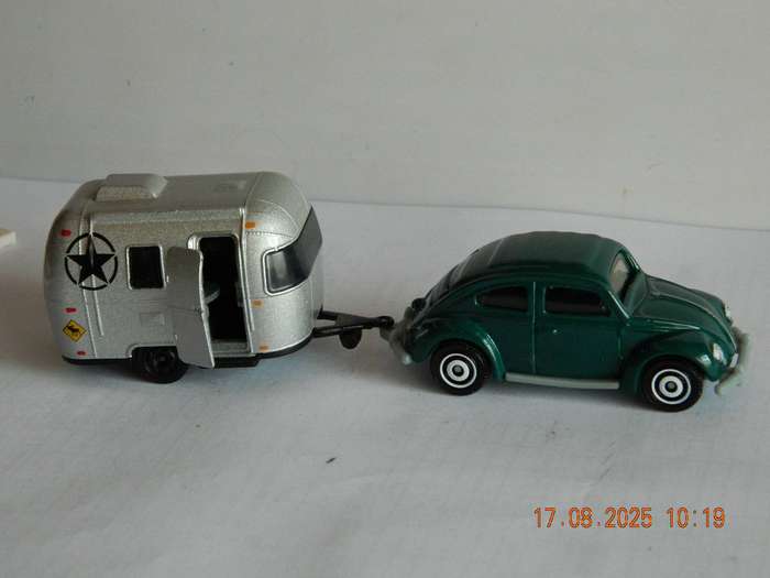 MATCHBOX   -  MB 363 -   VOLKSWAGEN AND MAJORETTE CARAVAN