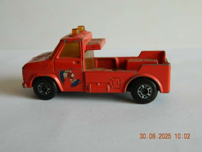 MATCHBOX  SUPERFAST  -  61  -  WRECK TRUCK