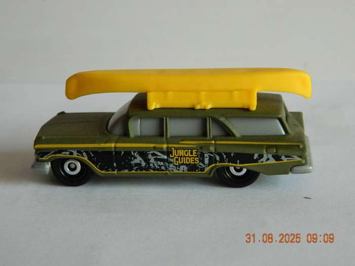 MATCHBOX    -  MB 1035  -   1959 CHEVY WAGON