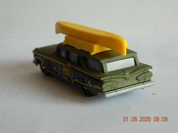 MATCHBOX    -  MB 1035  -   1959 CHEVY WAGON