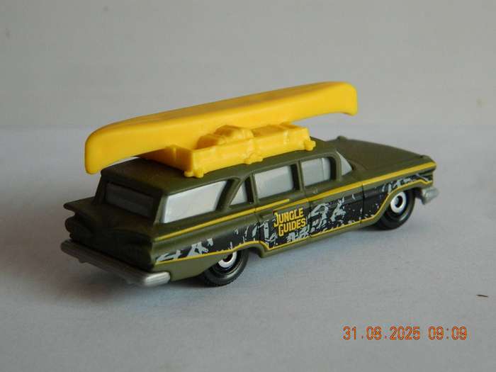 MATCHBOX    -  MB 1035  -   1959 CHEVY WAGON