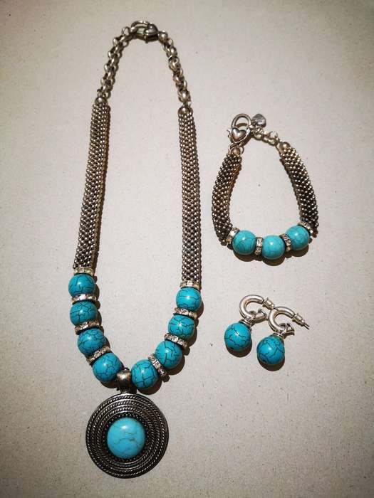 Blue Veined Turquoise-look Fasion Set