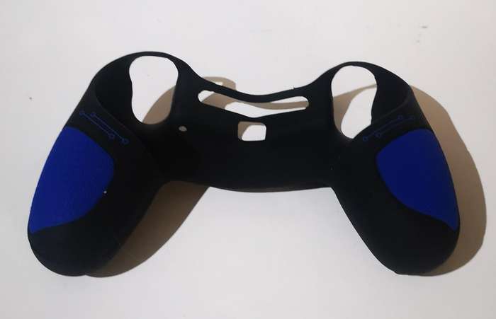 Numskull Comfort Grip Duo Pack for PS4 Wireless Controllers (PS4) [New]