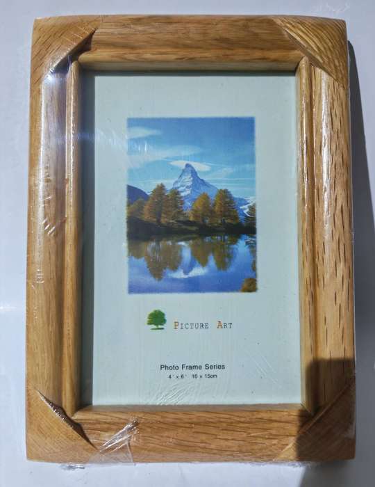Wooden Photo Frame 10 x 15cm [New]