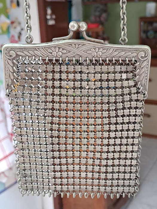 Victorian EPNS silver ladies mesh purse/bag