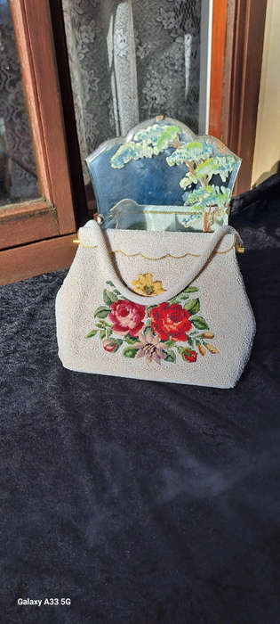 1960's hand glass beaded floral bag/ purse exquisite and clean inside