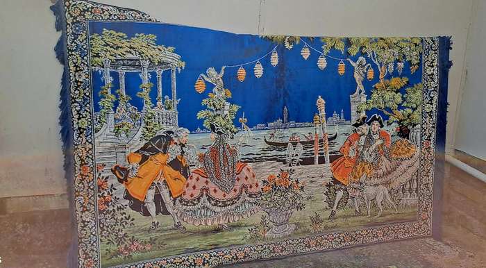 Vintage XL wall carpet/velvety Venice scene 2m x 1.25m Beautiful detail