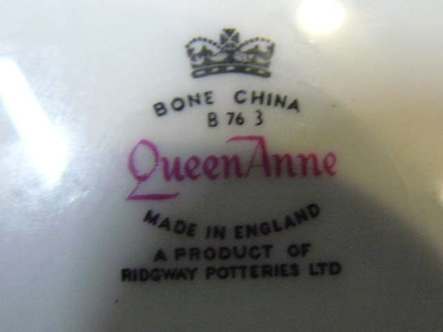 Queen Anne cake PLATE ENGLAND 25 CM NO DAMAGE REDUCED