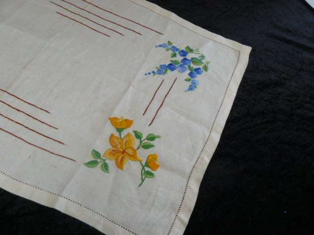 COFFEE TABLE VINTAGE COTTON HAND EMBROIDERED COTTON SMALL TABLE CLOTH