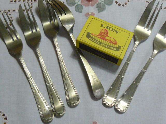 EPNS SMALL CAKE FORKS