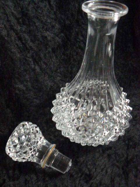 Genuine crystal decanter