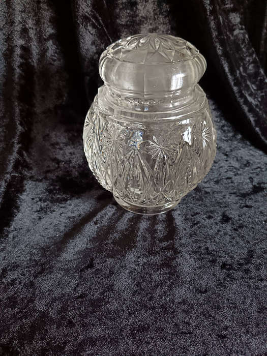 Avon Crystal Cut Dressing Table Jar
