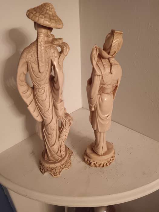 Pair of Chinese Figurines