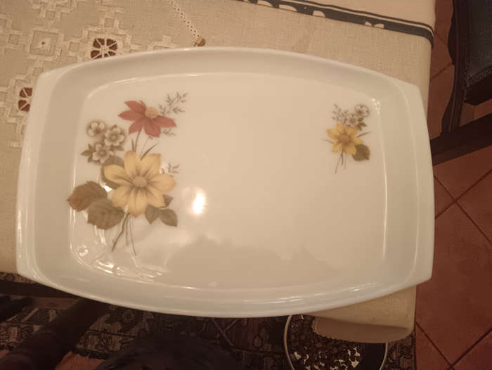 Pyrex Autumn Glory Patterned Platter
