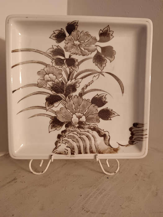 Imperial Imari Square Platter in Sephia with Floral Motif