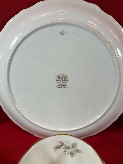 Royal Albert Haworth 21 pc Teaset plus 6 Goldplated Teaspoons