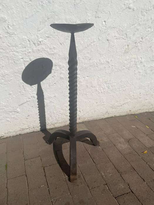 Heavy Cast Iron Stand ( 85 cm )