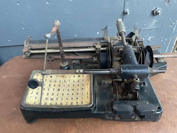Rare Vintage Typewriter