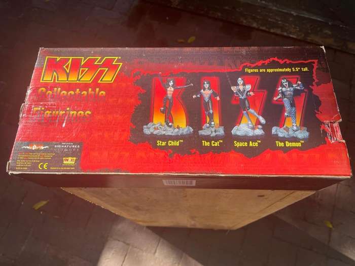 Collection of Kiss Figurines ( 14 cm )