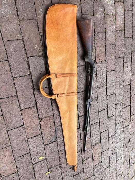 Rare Vintage BSA Pellet Gun with Leatherbag
