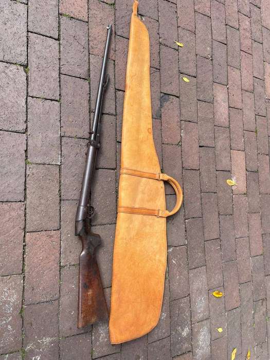 Rare Vintage BSA Pellet Gun with Leatherbag