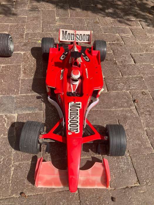 Large F1 Model Car  ( 75cm )
